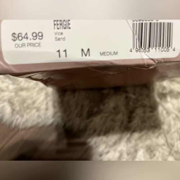 Fergie Vice Sand Heels - Picture 2 of 8